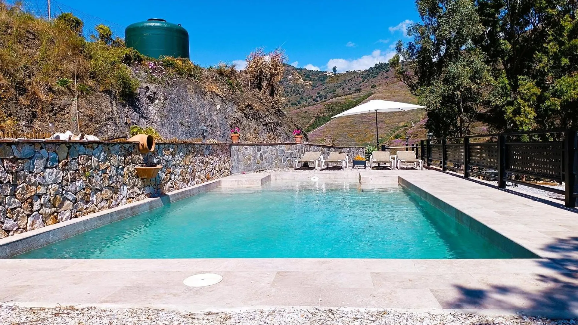 度假居 Cortijo Eucalipto Nerja 1别墅